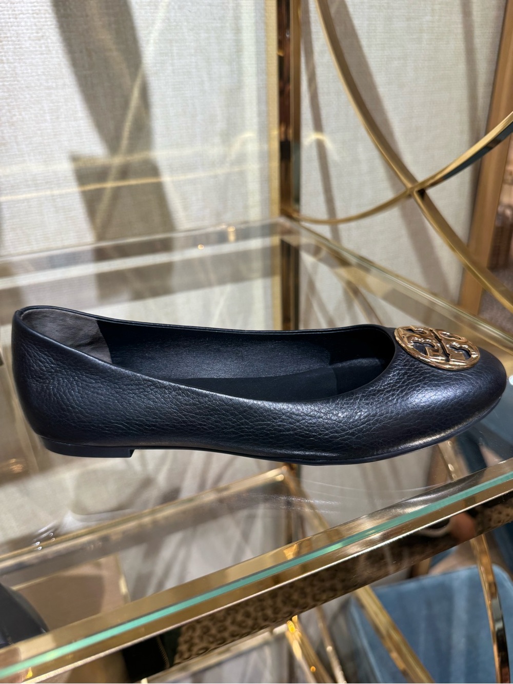 Tory Burch Chelsea Women Leather Flat Ballet Shoe - Picture 3 of 4